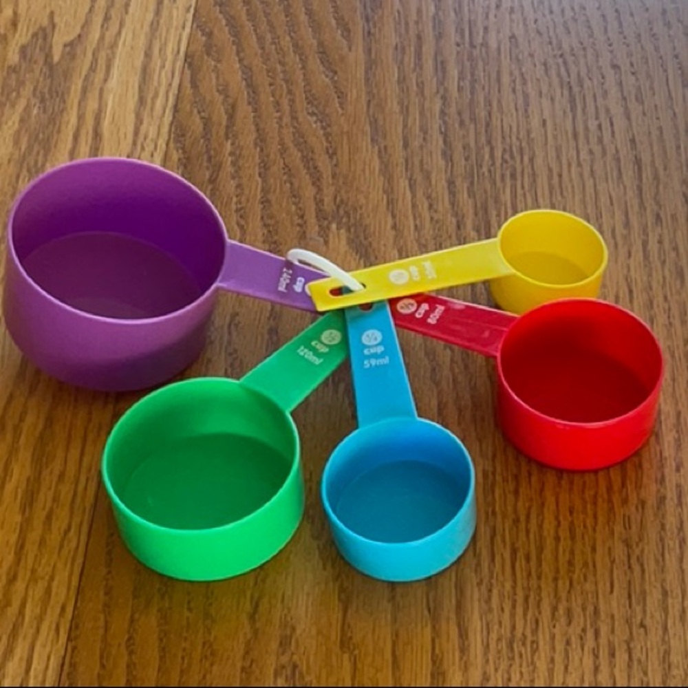 Colorful Measuring Cups Set - Picture 4 of 4